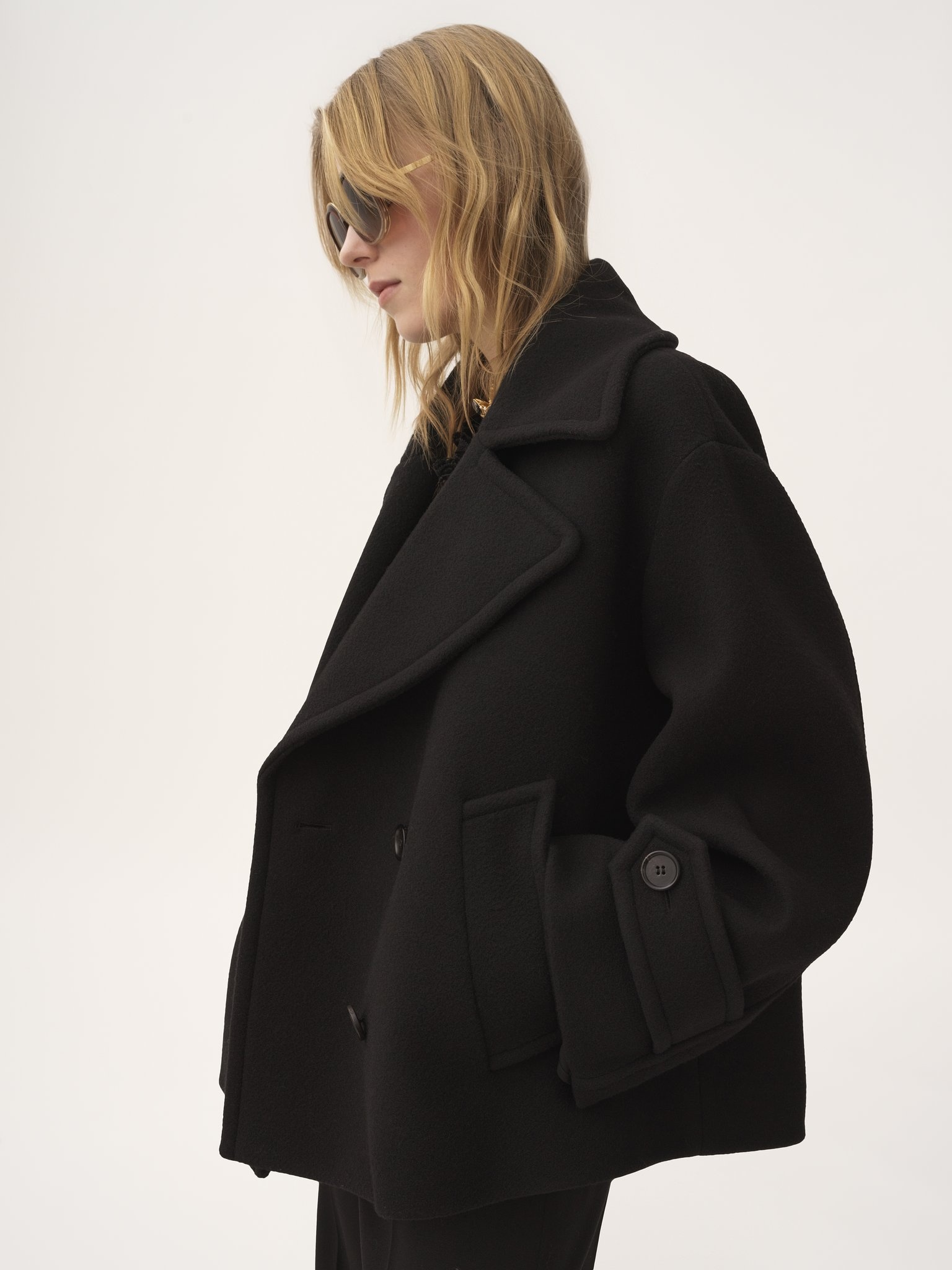 OVERSIZED SHORT COAT IN WOOL - 4