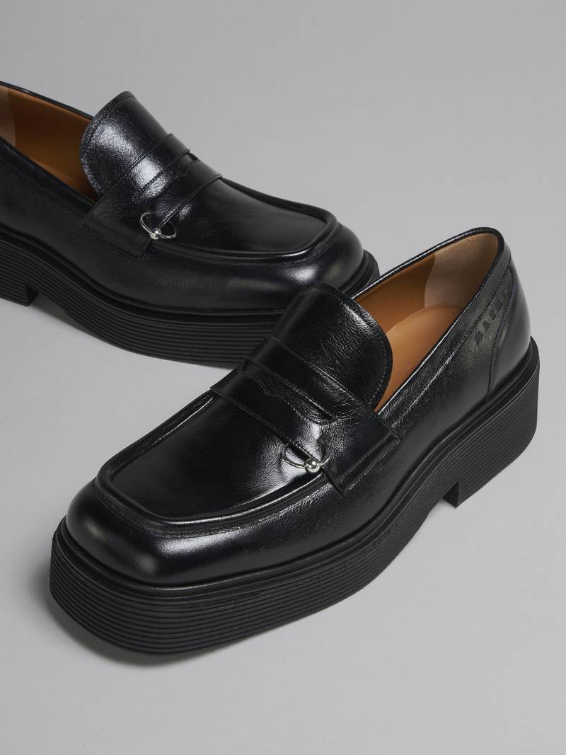BLACK SHINY LEATHER MOCCASIN 5