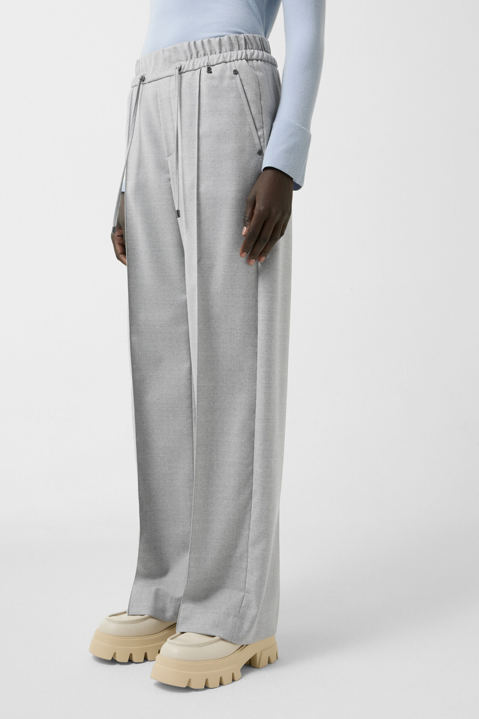 Ella flannel pants in Light gray - 2