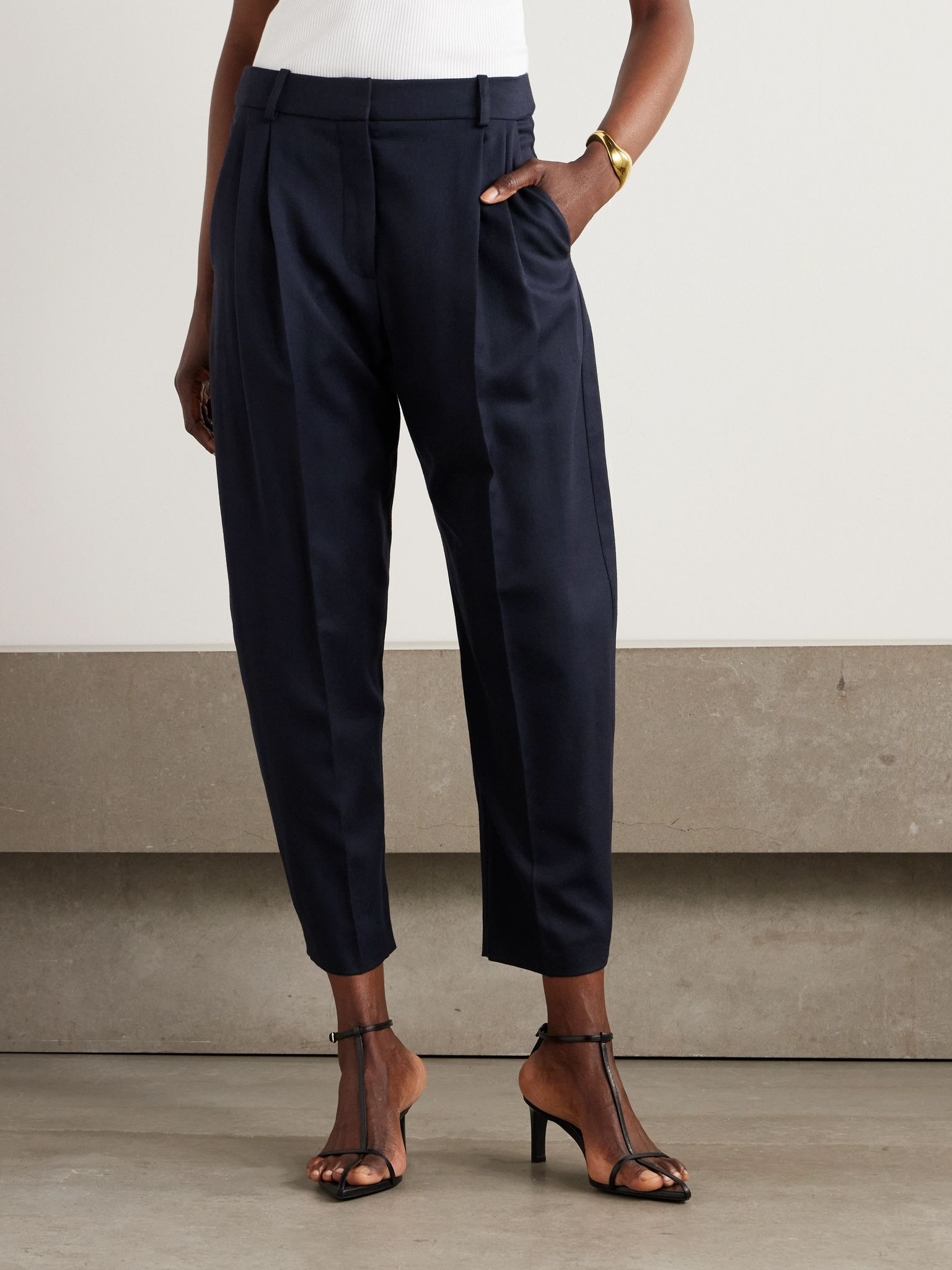 Cropped pleated wool tapered pants Navy - 3