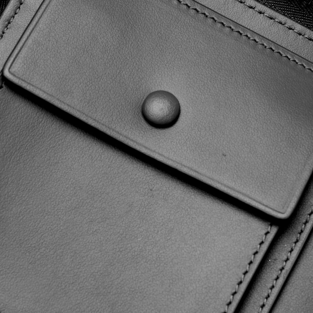 ZIPPED WALLET - BLACK - 3