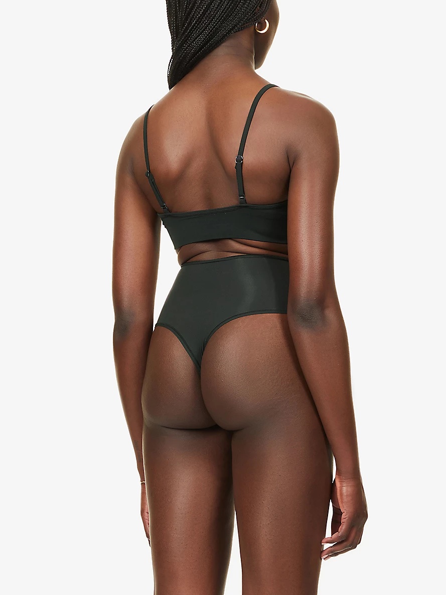 Skims Smoothing Bralette - 4