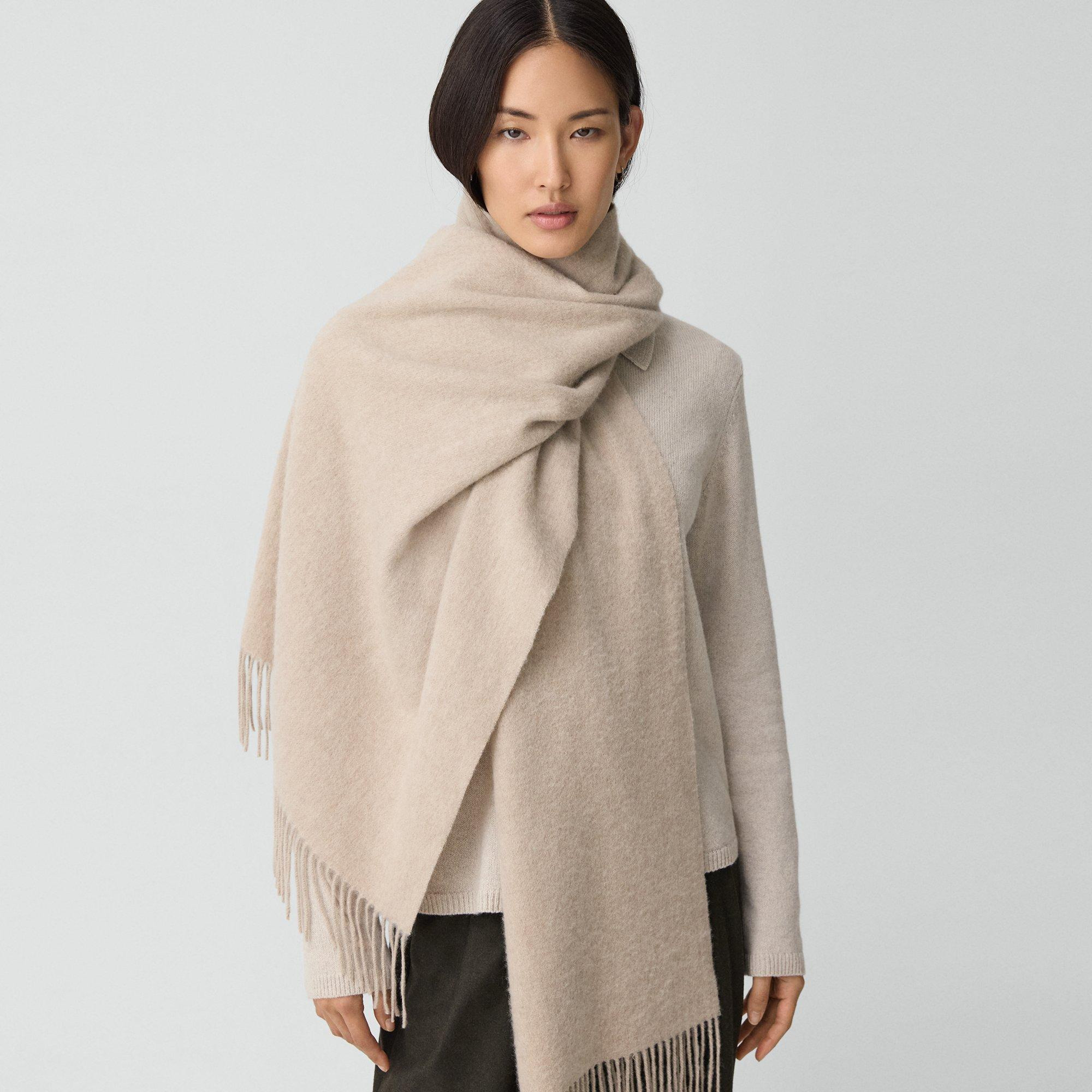 Classic Scarf in Cashmere - 2
