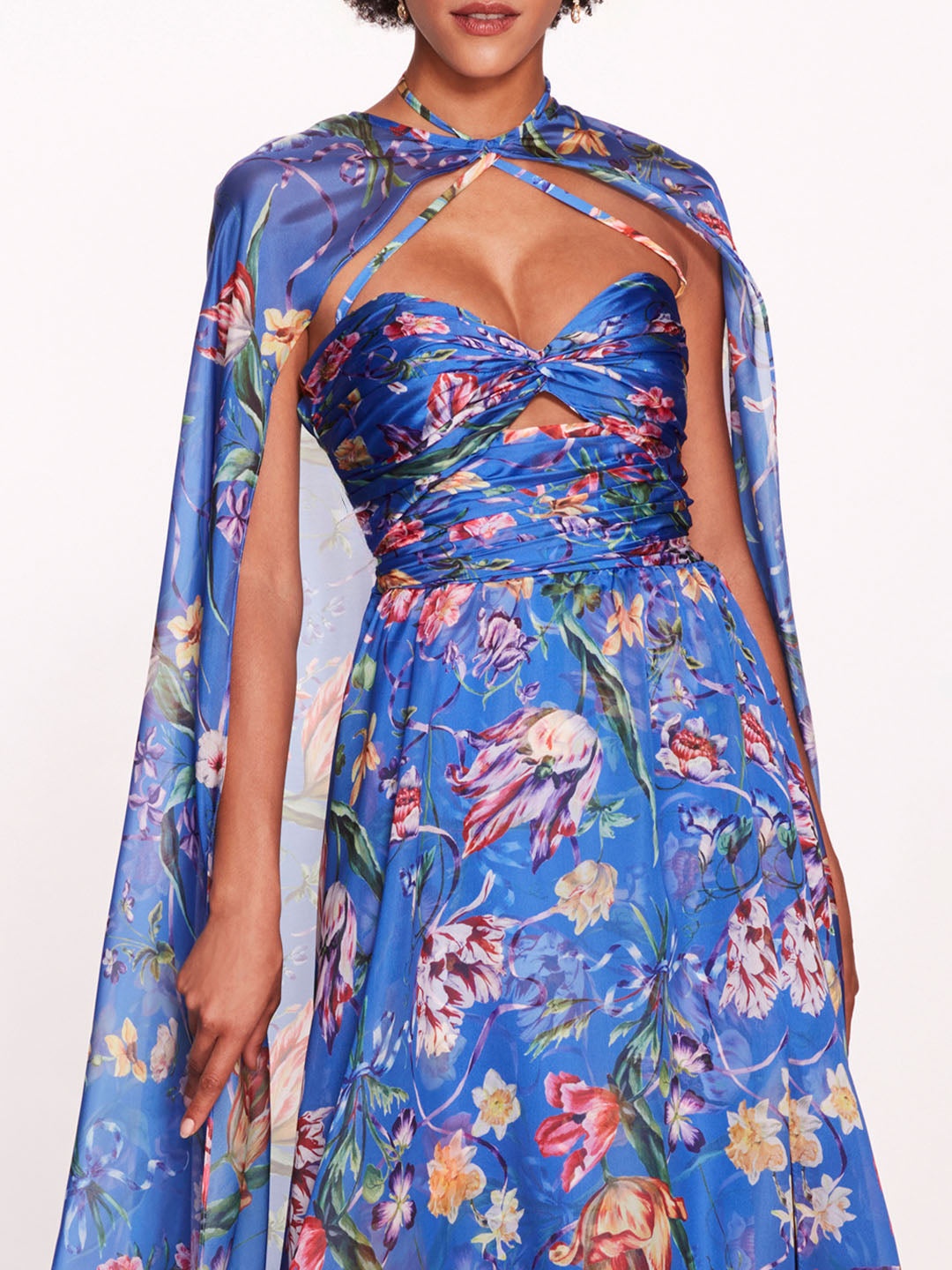 RIBBONS CAPE GOWN - 8