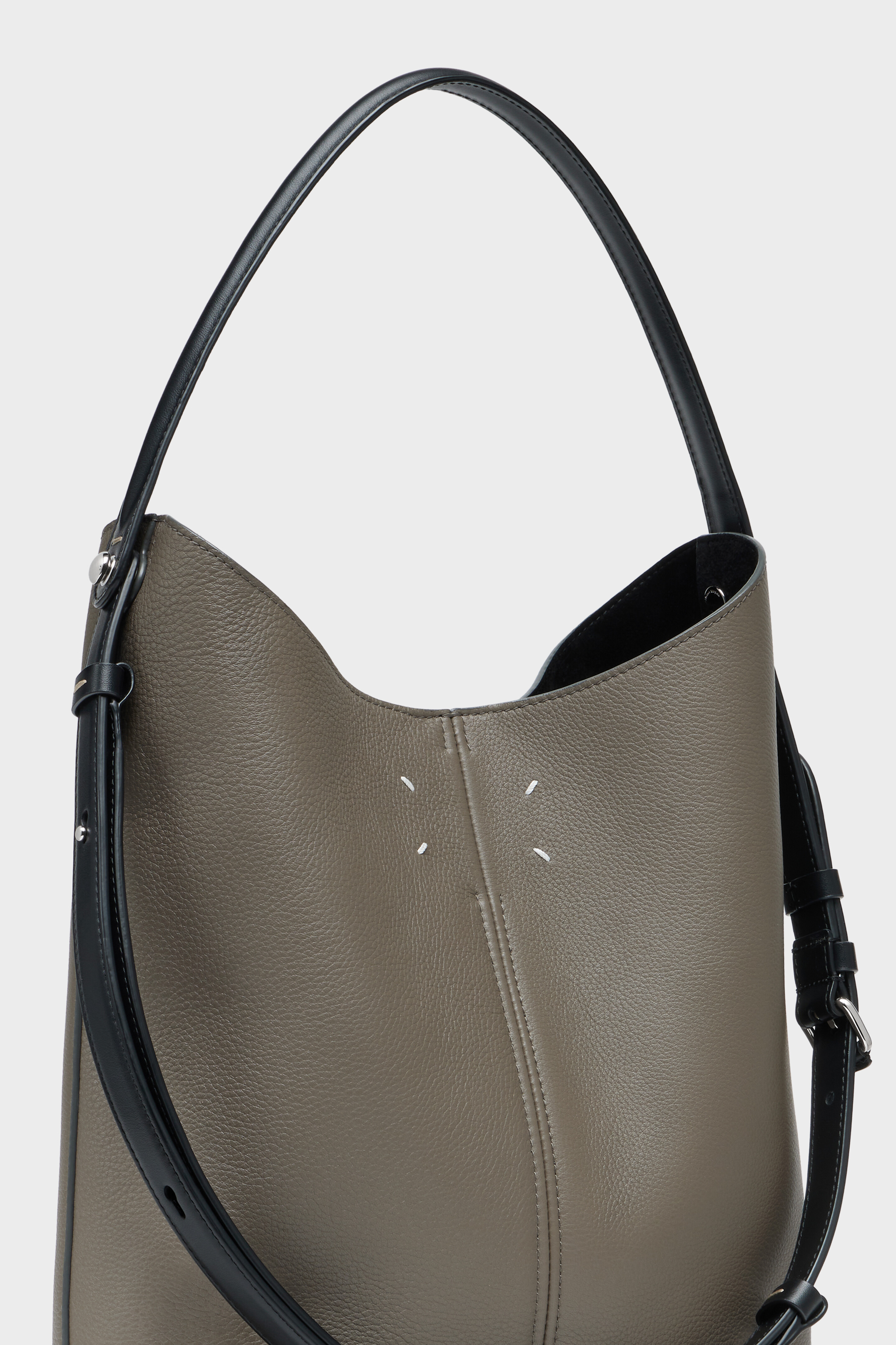 Dress-age Hobo - 5