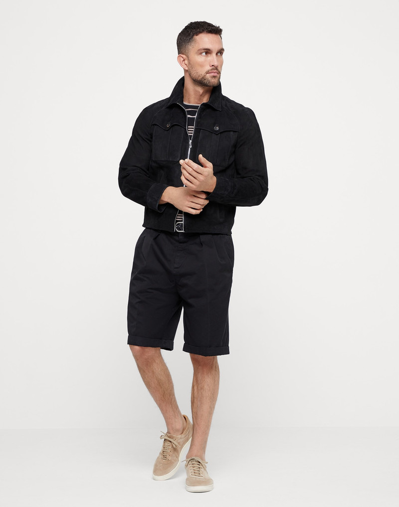 Garment-dyed Bermuda shorts in twisted cotton gabardine with box pleats 4
