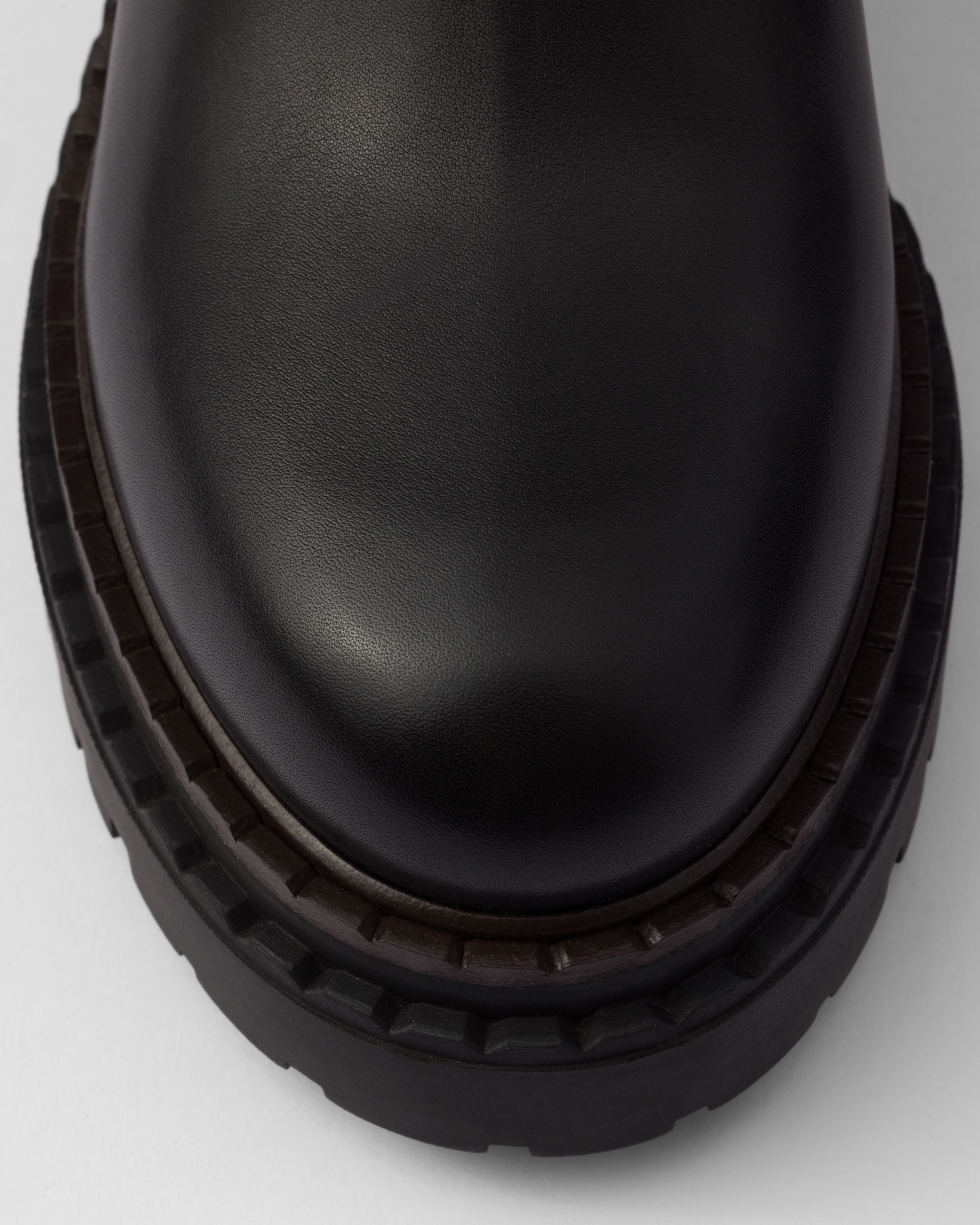 Leather Chelsea boots - 7