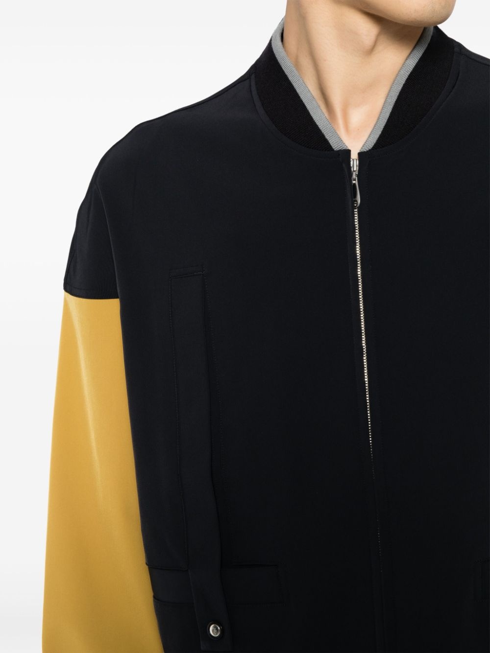 two-tone design zip-up bomber jacket - 6