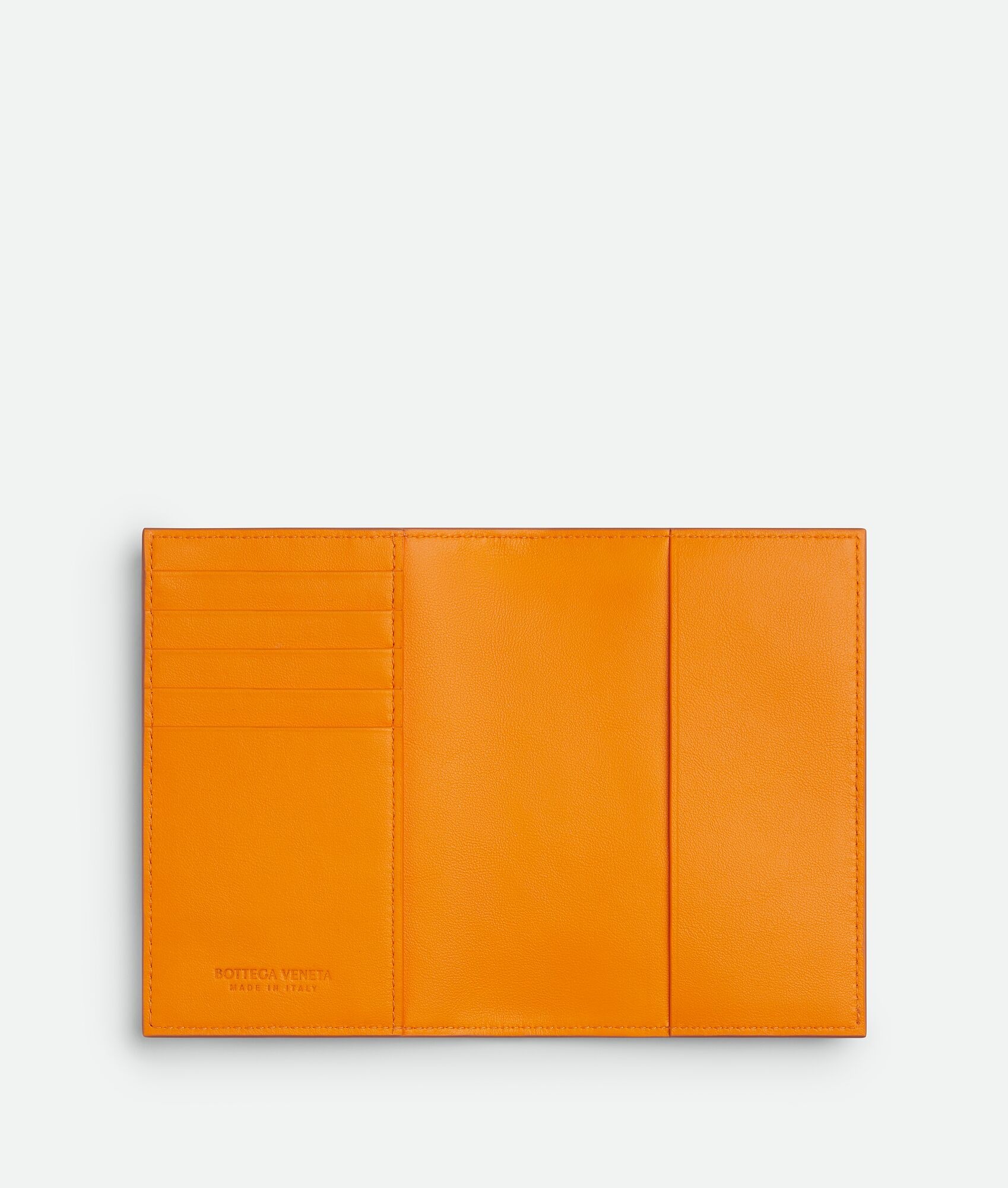Intrecciato 15 Passport Case - 2