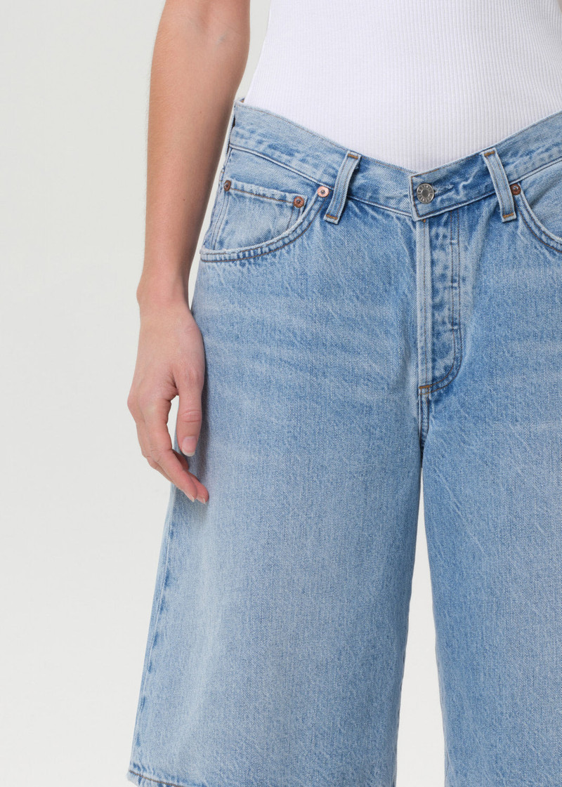 BAGGY V-SHORT IN PREVAIL 6