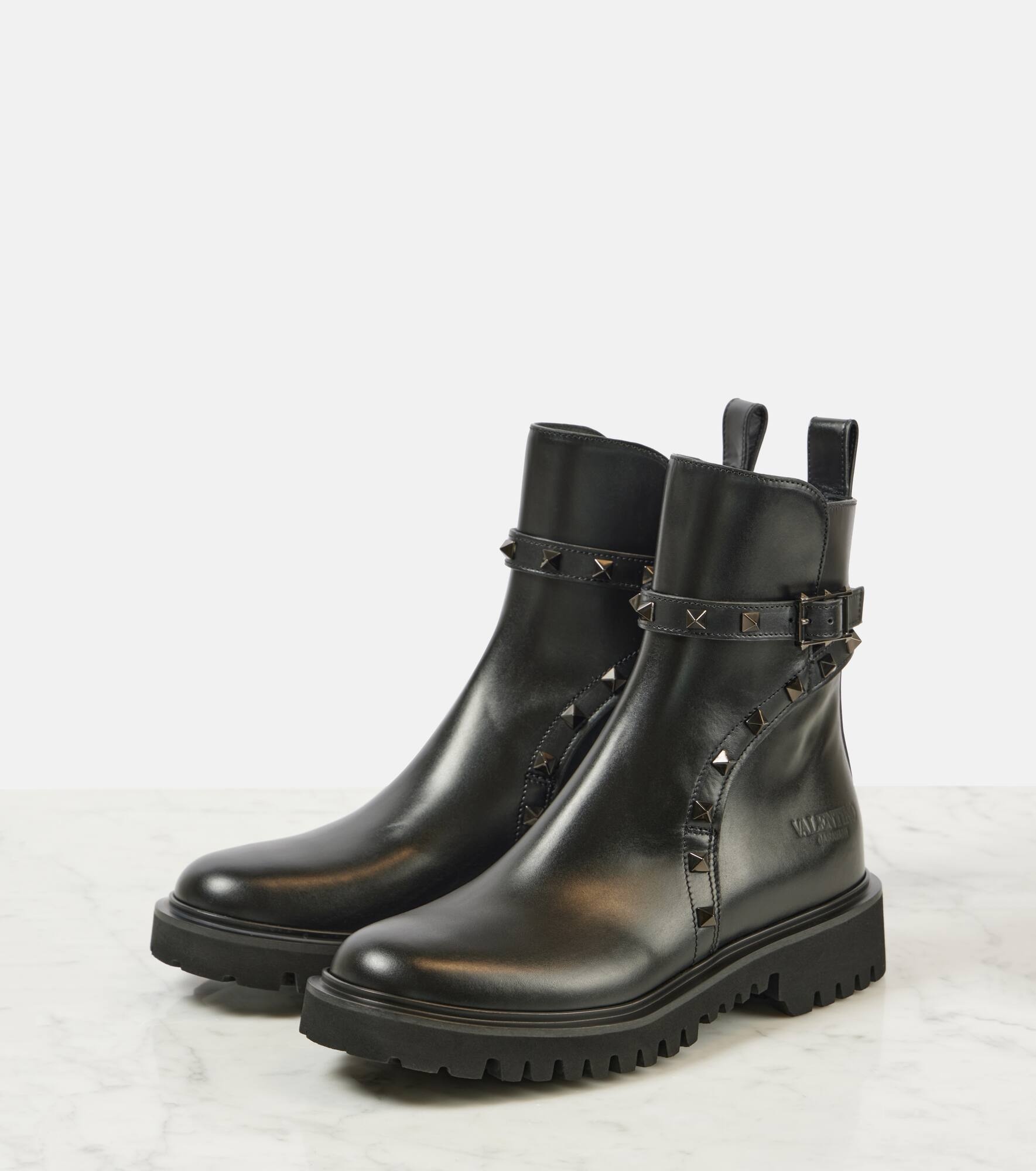 Rockstud leather ankle boots - 5