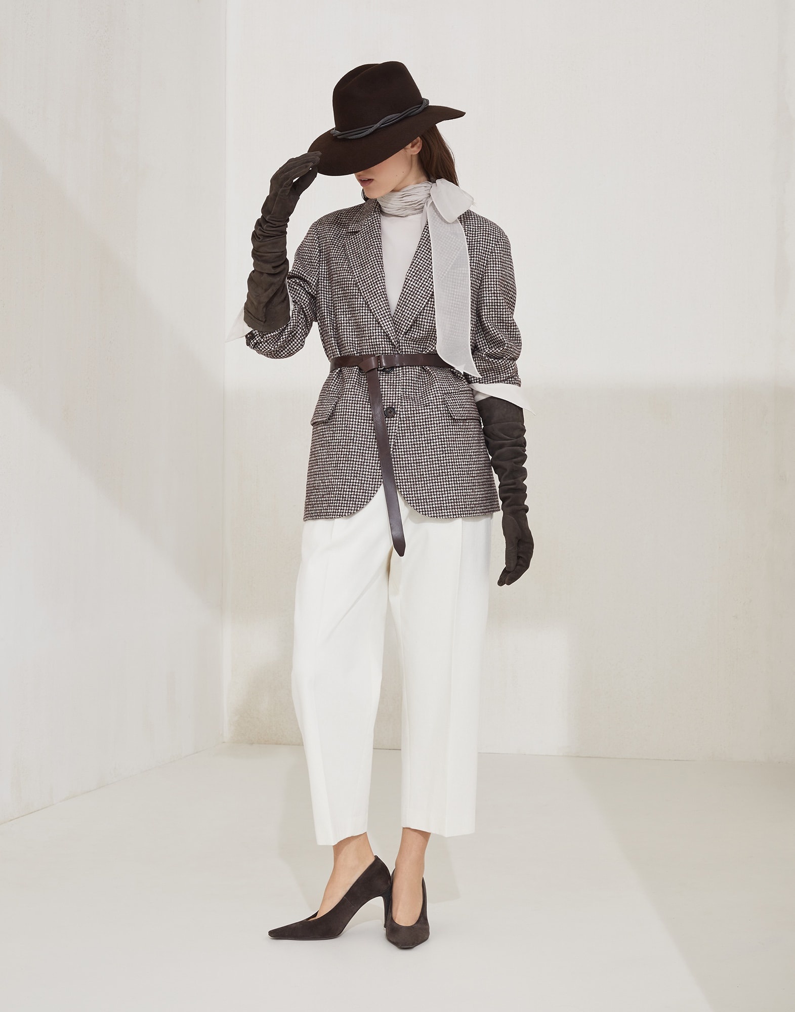 Wool and alpaca houndstooth blazer with leather belt and monili - 5
