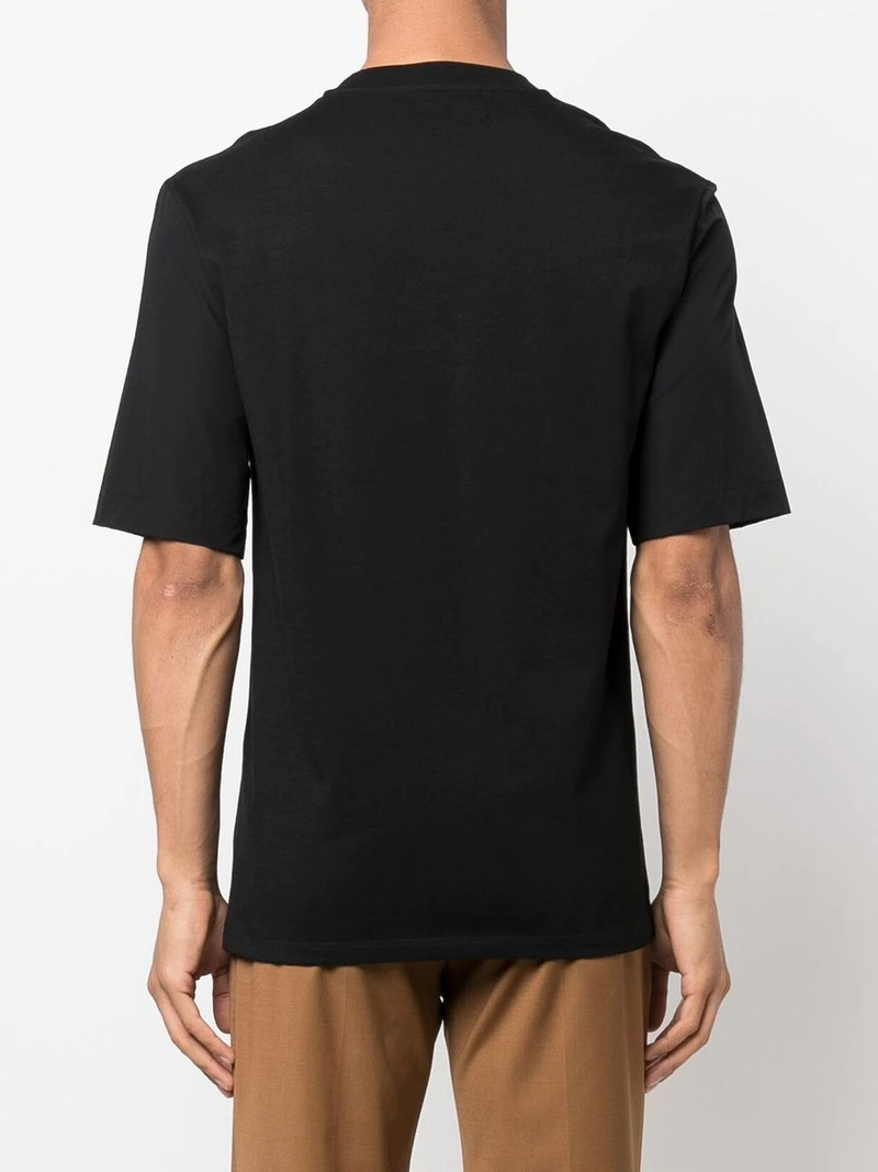 round neck T-shirt 4