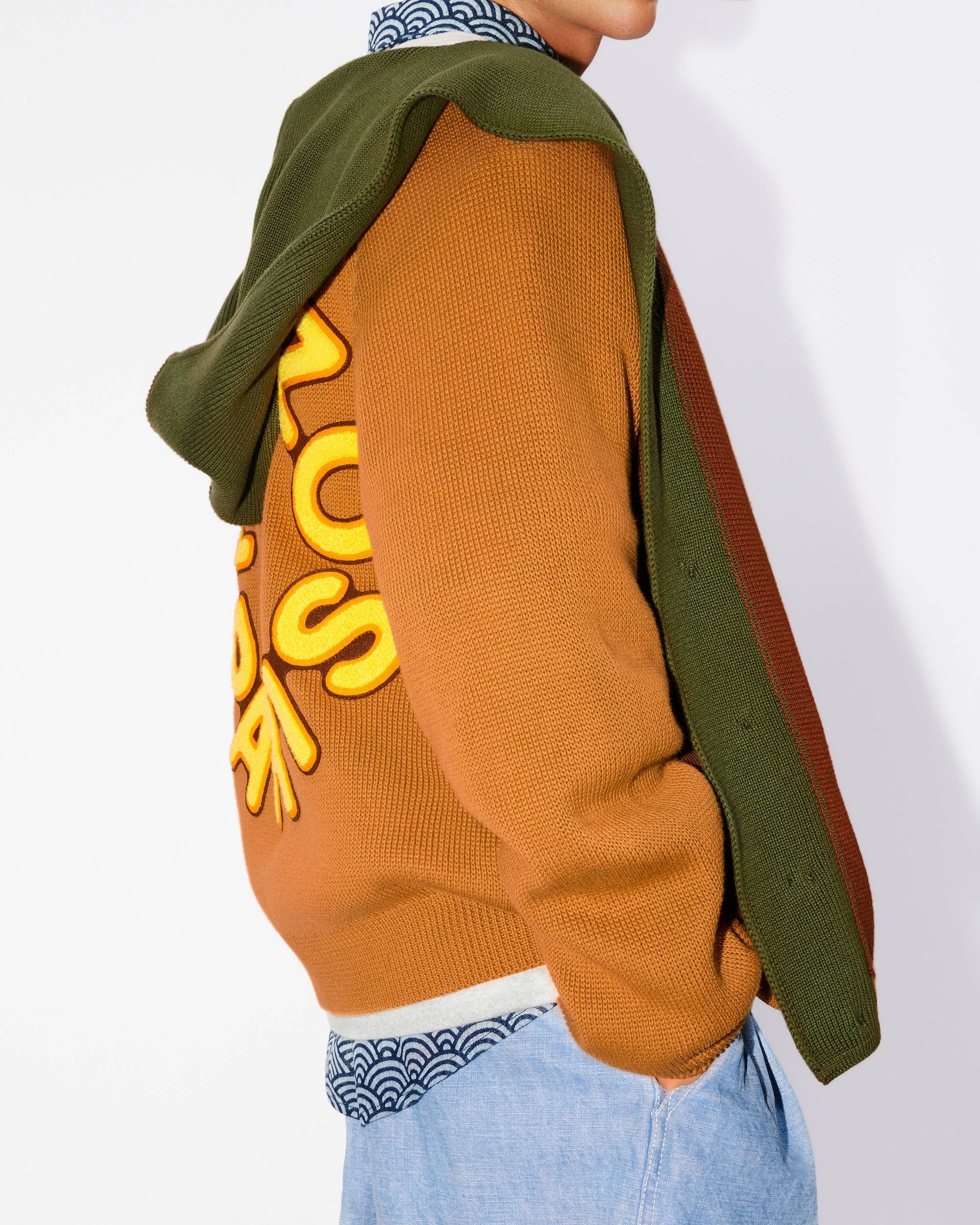 Cardigan with colourful hood - 7