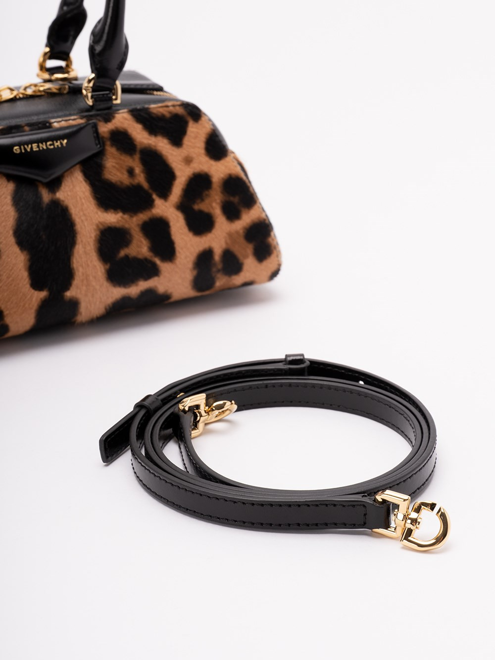 `Antigona Cube East West` Mini Bag - 5