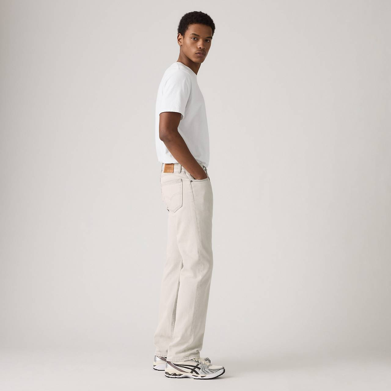555™ RELAXED STRAIGHT MEN'S JEANS - 6