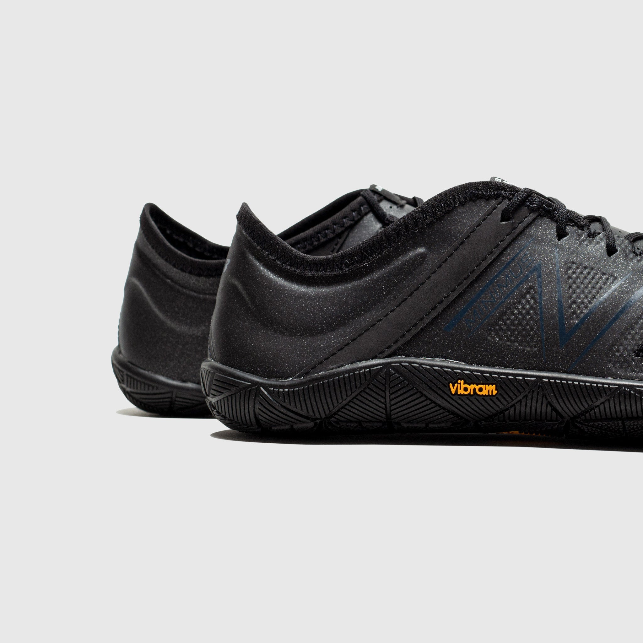 X NEW BALANCE UX200L "BLACK" - 5