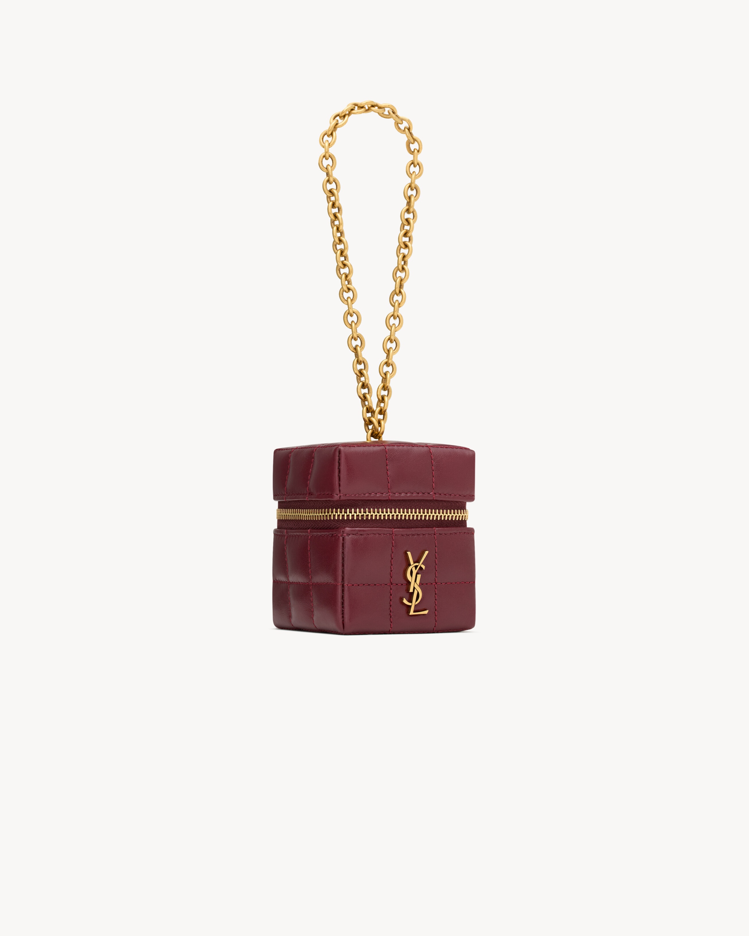 CASSANDRE MATELASSÉ CARRÉ MINI CUBE ON CHAIN IN SHINY LEATHER - 5
