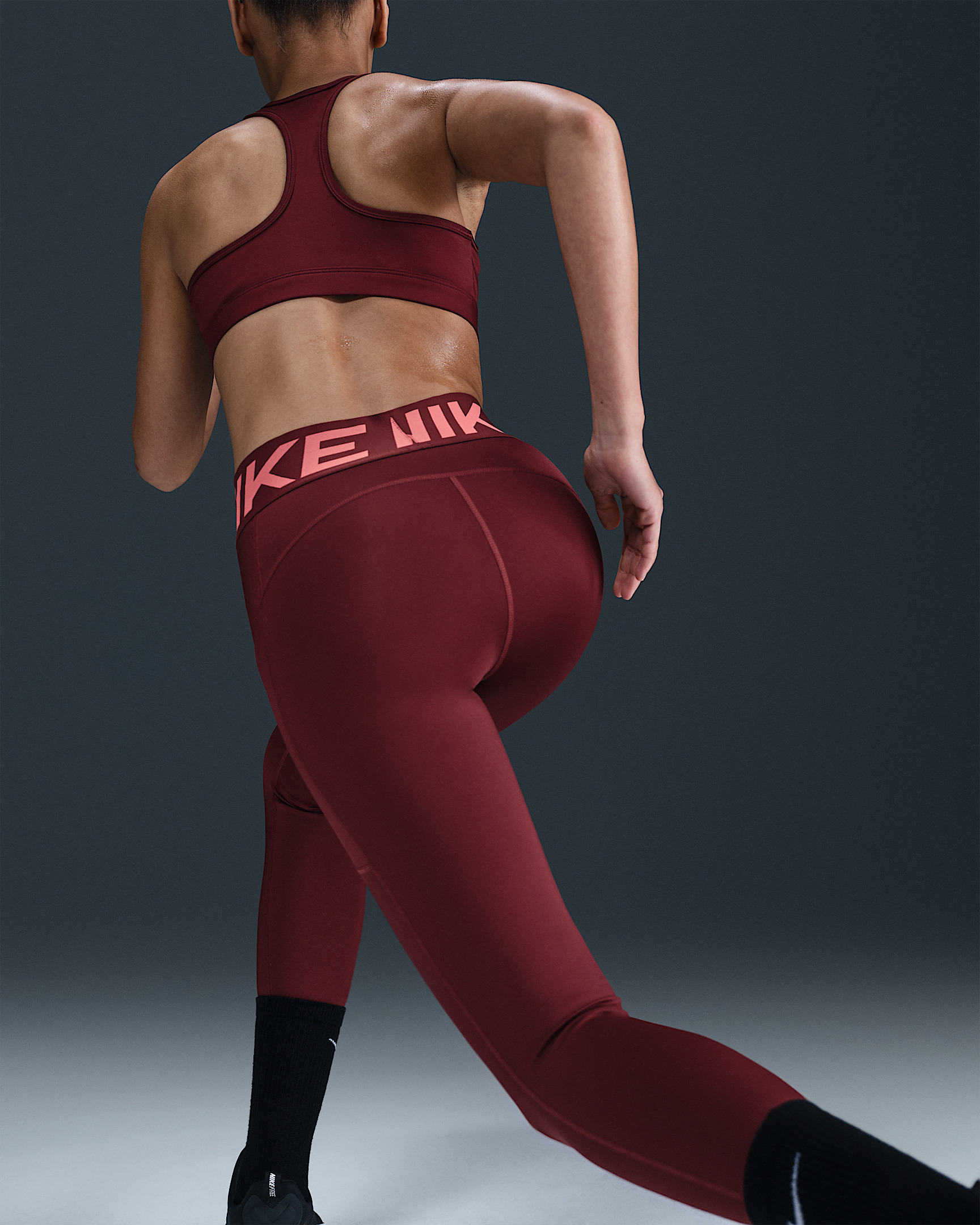 Nike Pro Sculpt Women's High-Waisted 7/8 Leggings with Pockets - 3