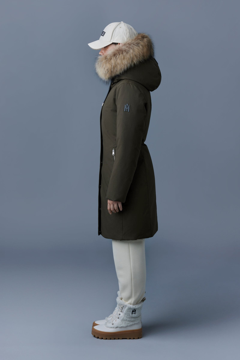 SHILOH 2-IN-1 fitted down coat with removable bib and natural fur 3