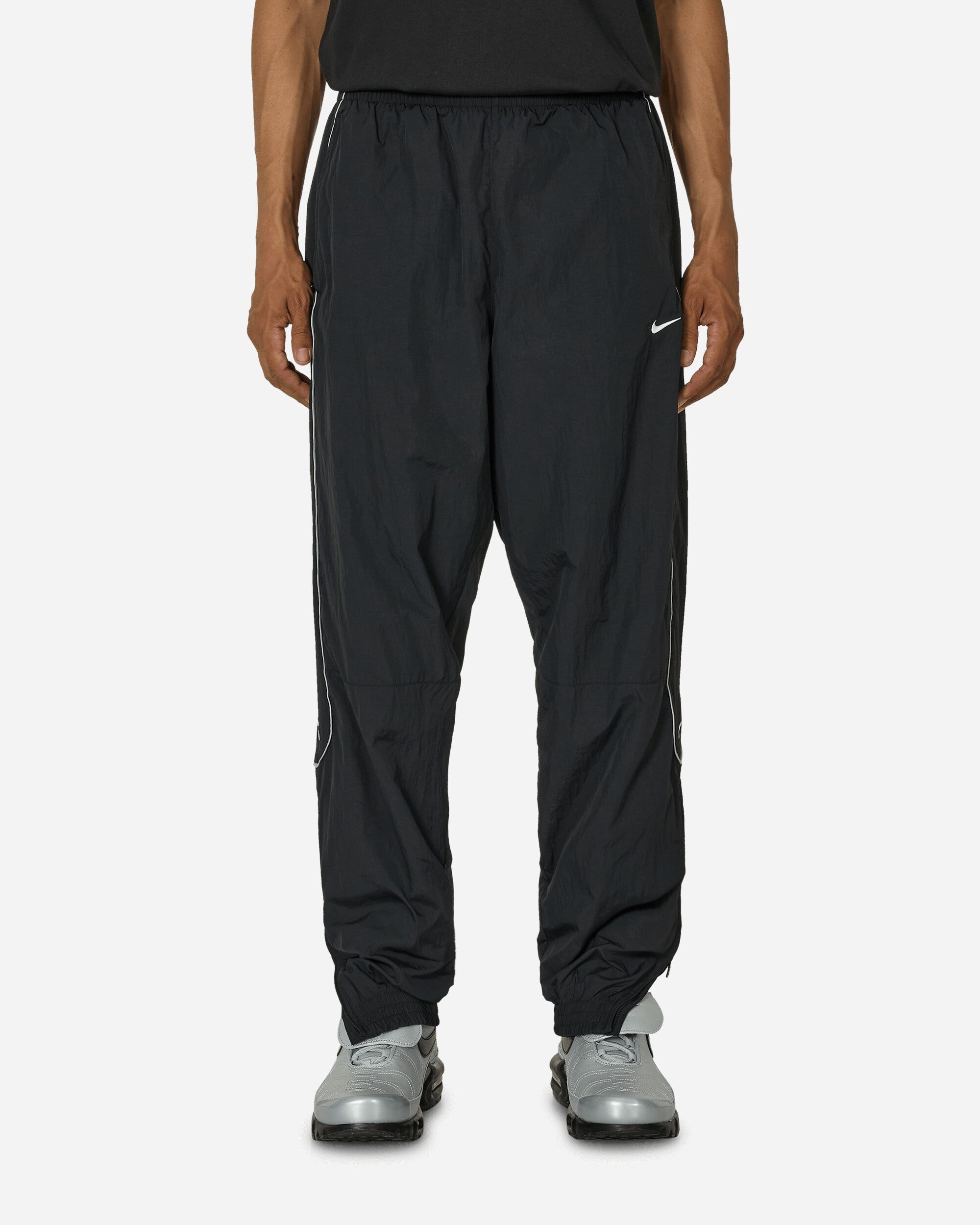 Solo Swoosh Track Pants Black - 1