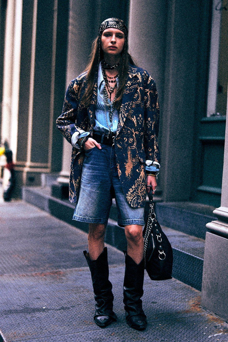 R13 OVERSIZED RAGGED BLAZER outlook