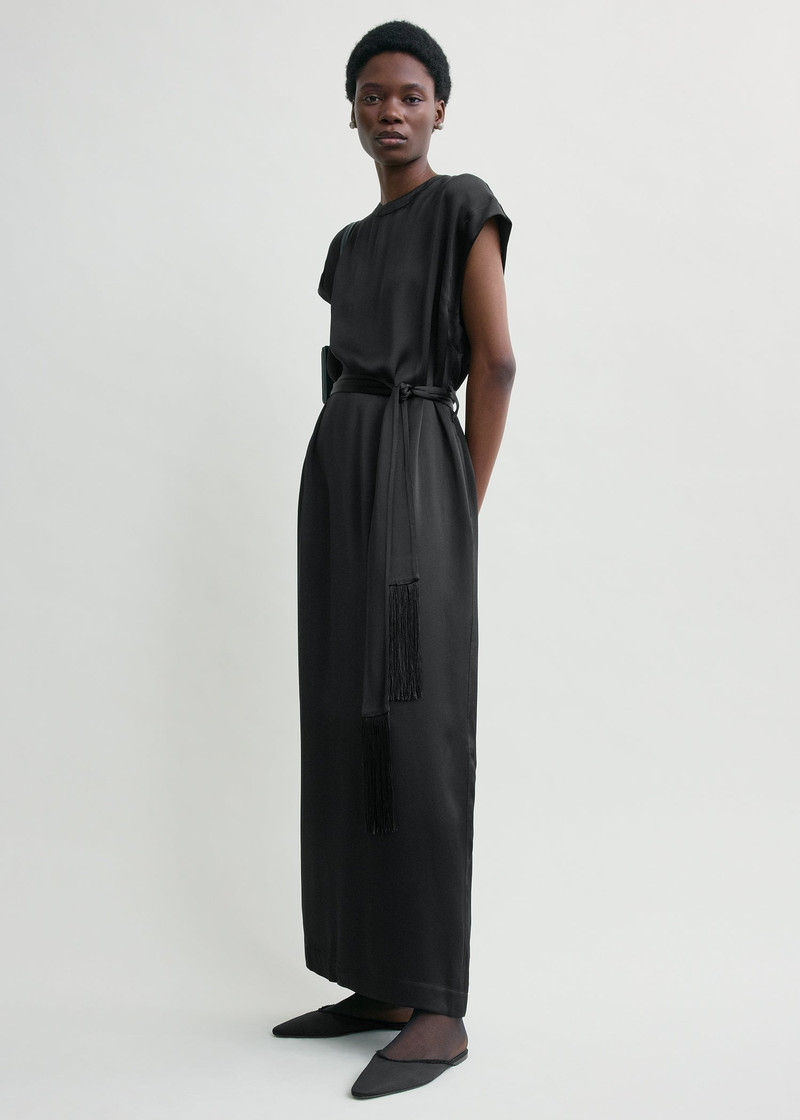 TOTEME Crew satin dress black outlook