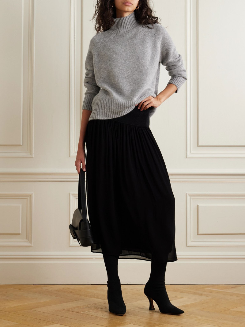 Allude Wool and cashmere-blend sweater Gray outlook