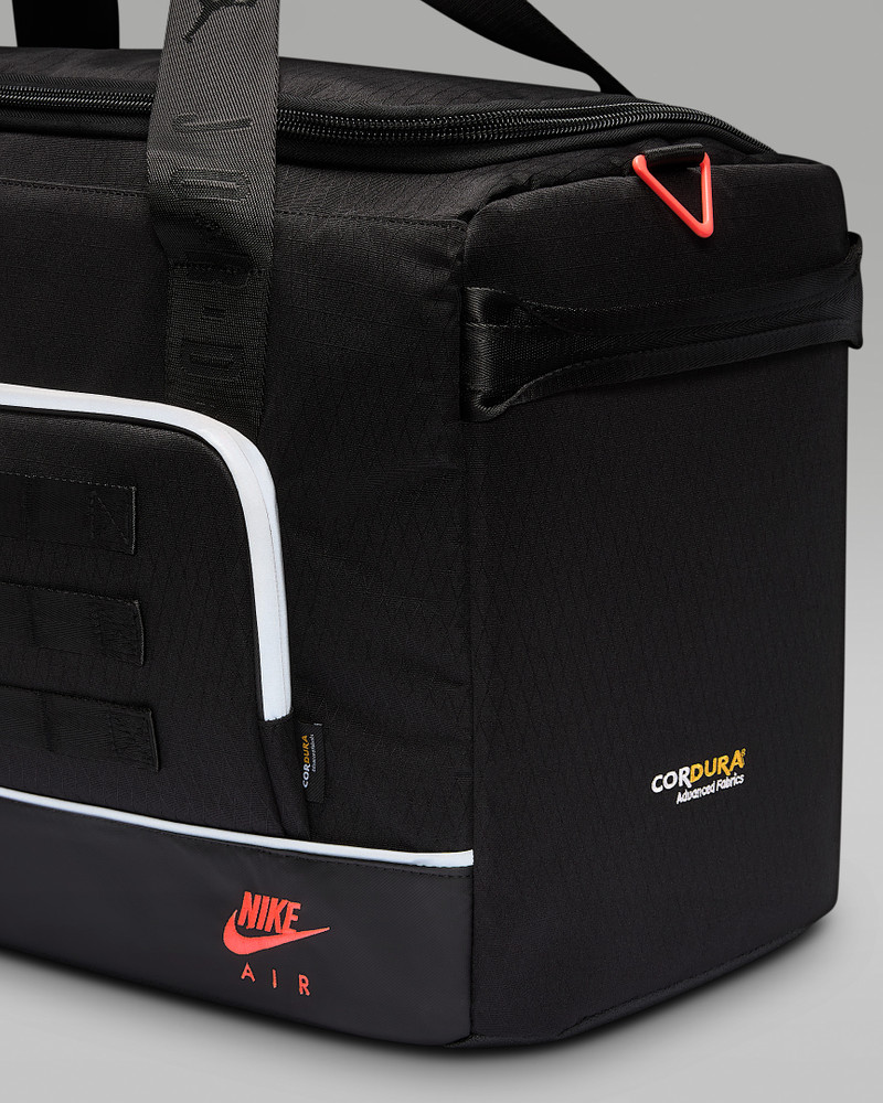 Jordan Collectors Duffel (44L) 9