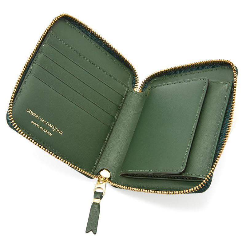 Comme Des Garçons Comme des Garcons SA2100 Classic Wallet outlook