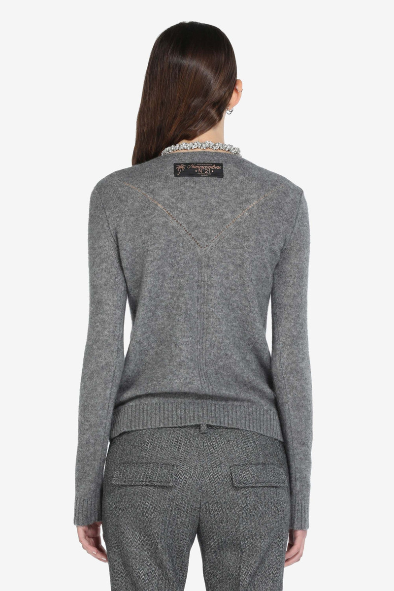 N°21 LOGO PATCH CASHMERE SWEATER outlook