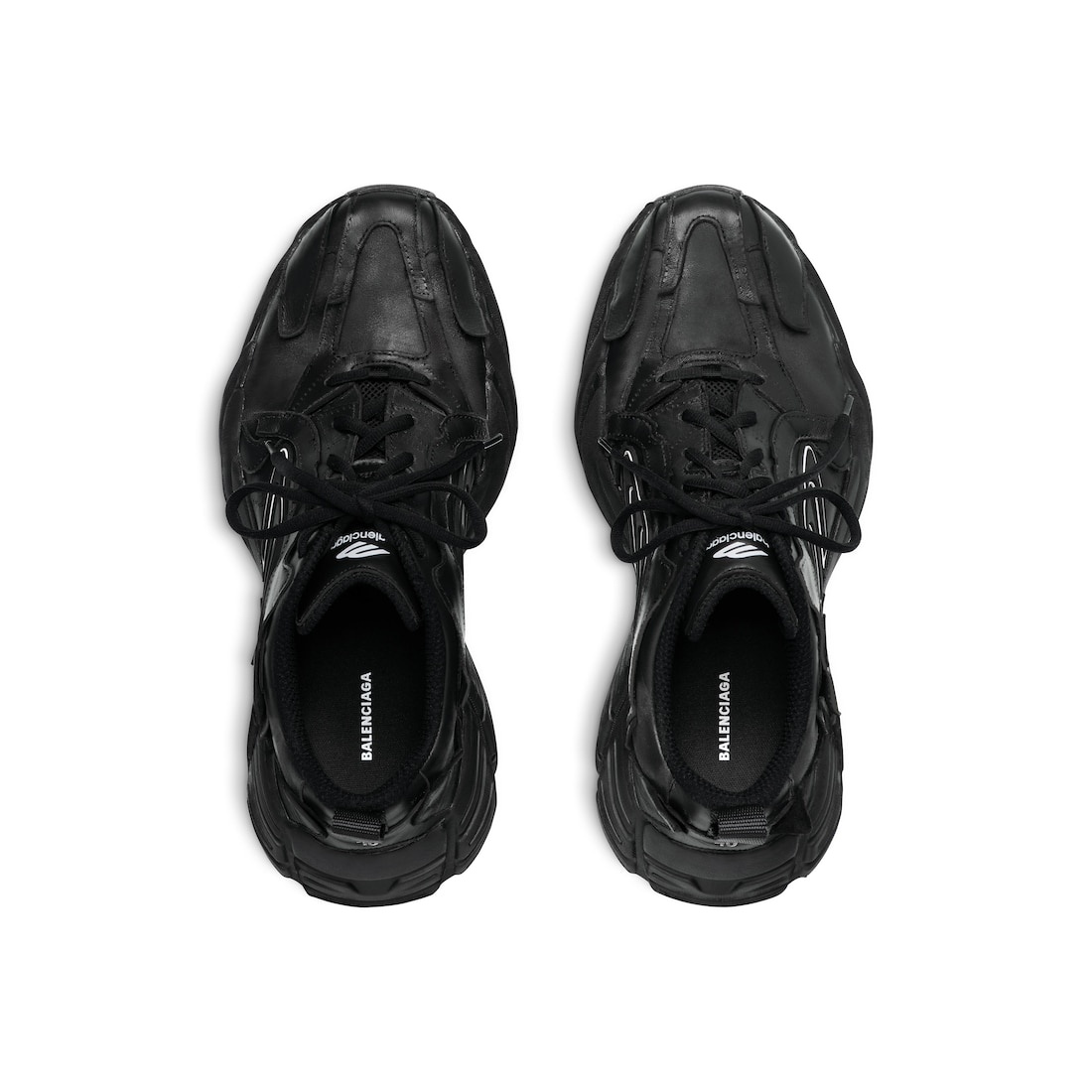 Women's Monday Shoe in Black - 6