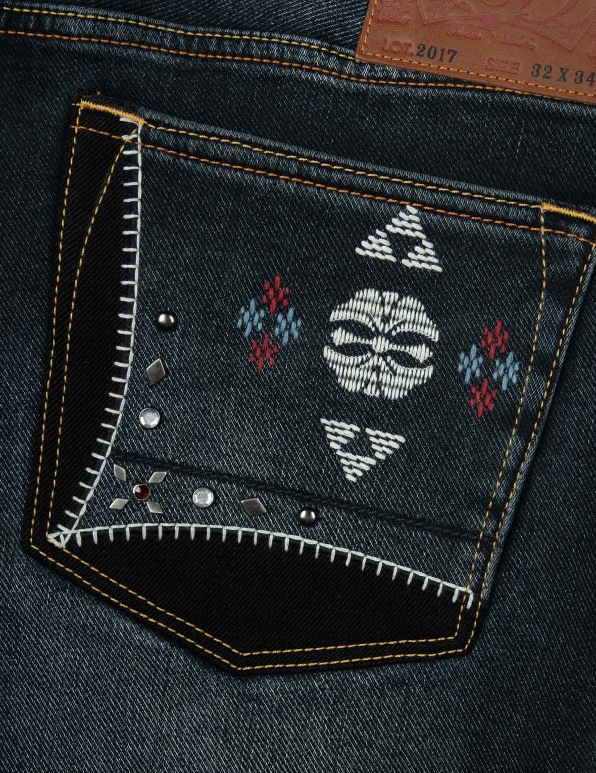 Seagull Embroidery with Metal Studs Carrot Fit Jeans #2017 - 11
