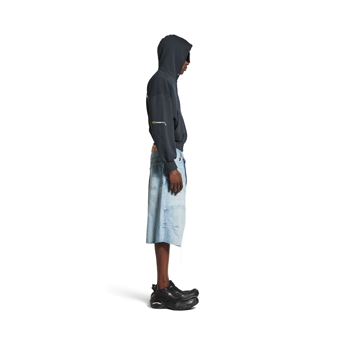 Men's Knee Dart Shorts in Light Blue - 3
