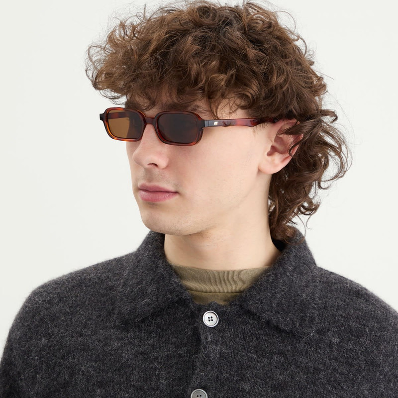 Le Specs Le Specs Pilferer Sunglasses outlook