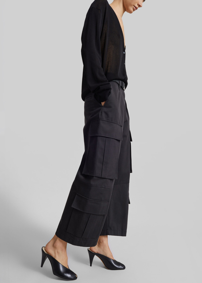 Villeron Cropped Cargo Pants - Dark Grey 3