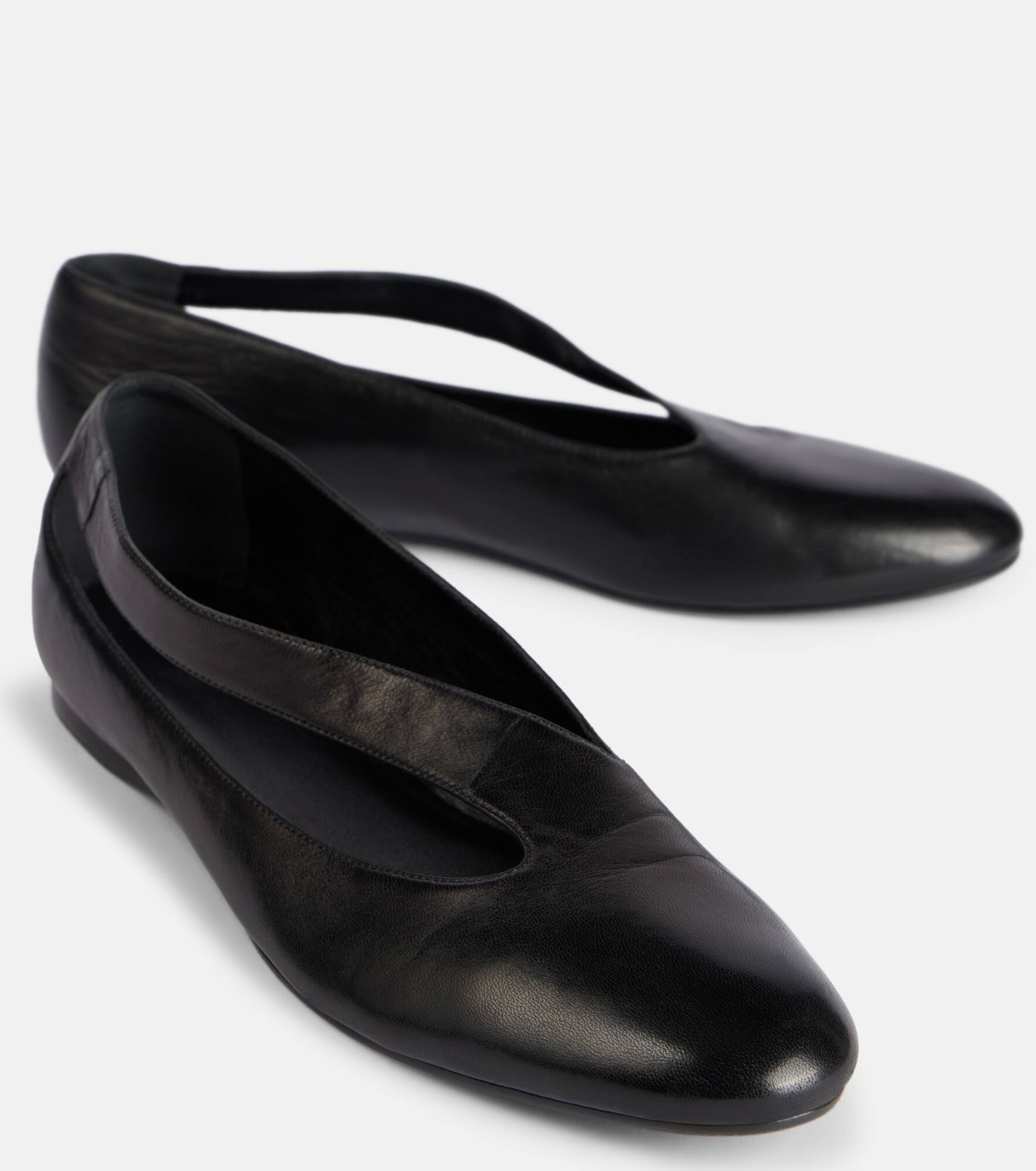 Diana cutout leather ballet flats - 5