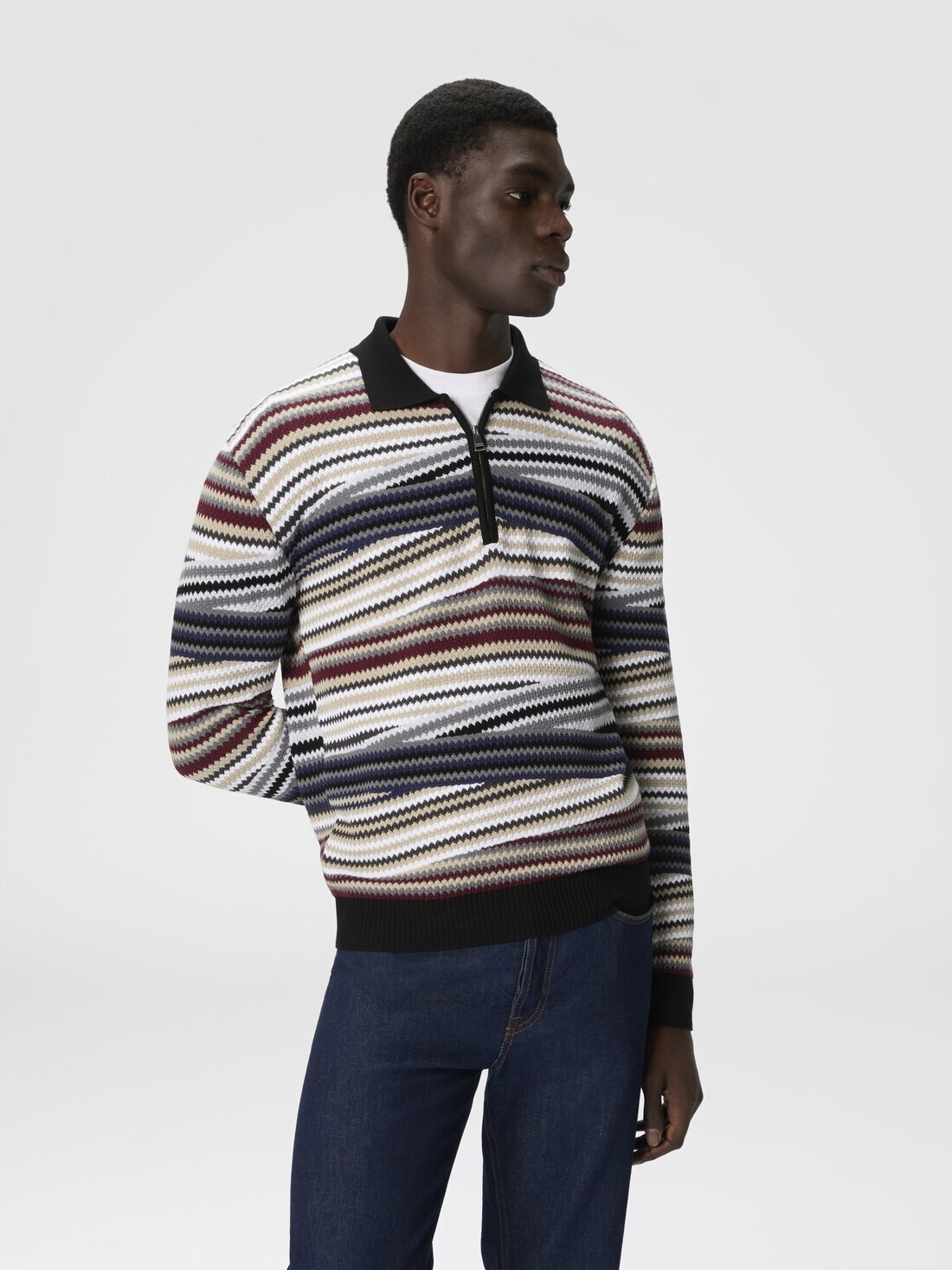 Long Sleeve Polo with Zip and Striped Zigzag Pattern - 4