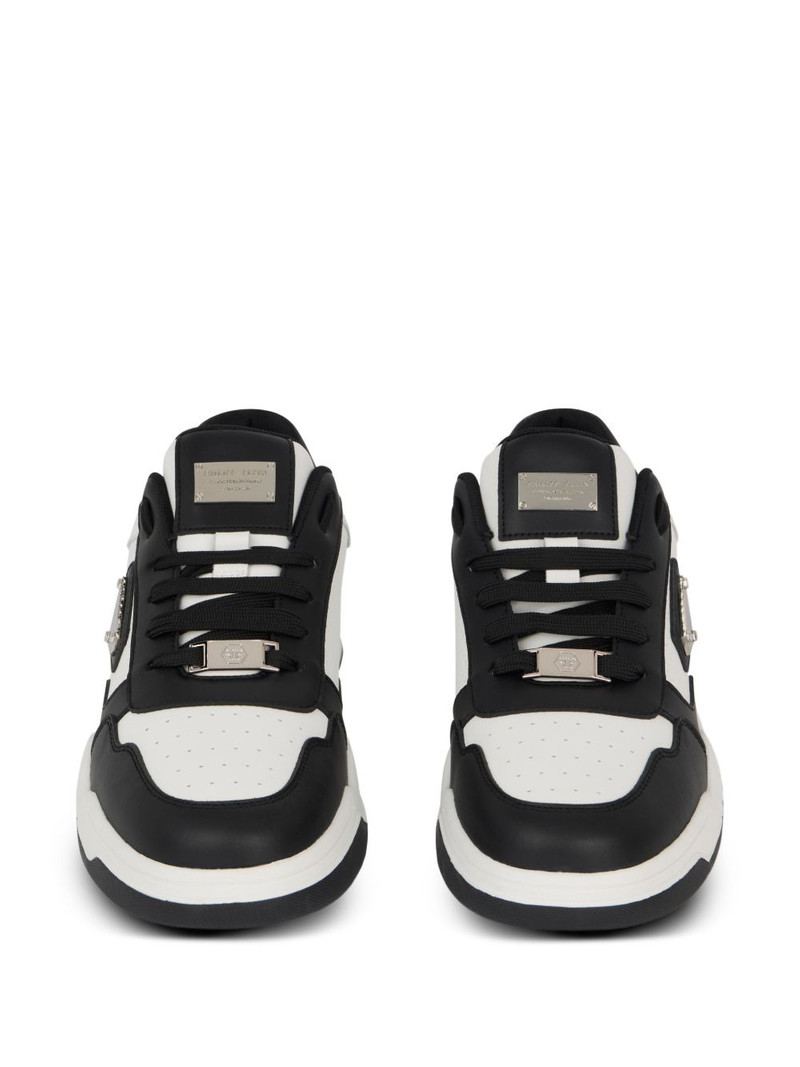 perforated-detail low-top sneakers 3
