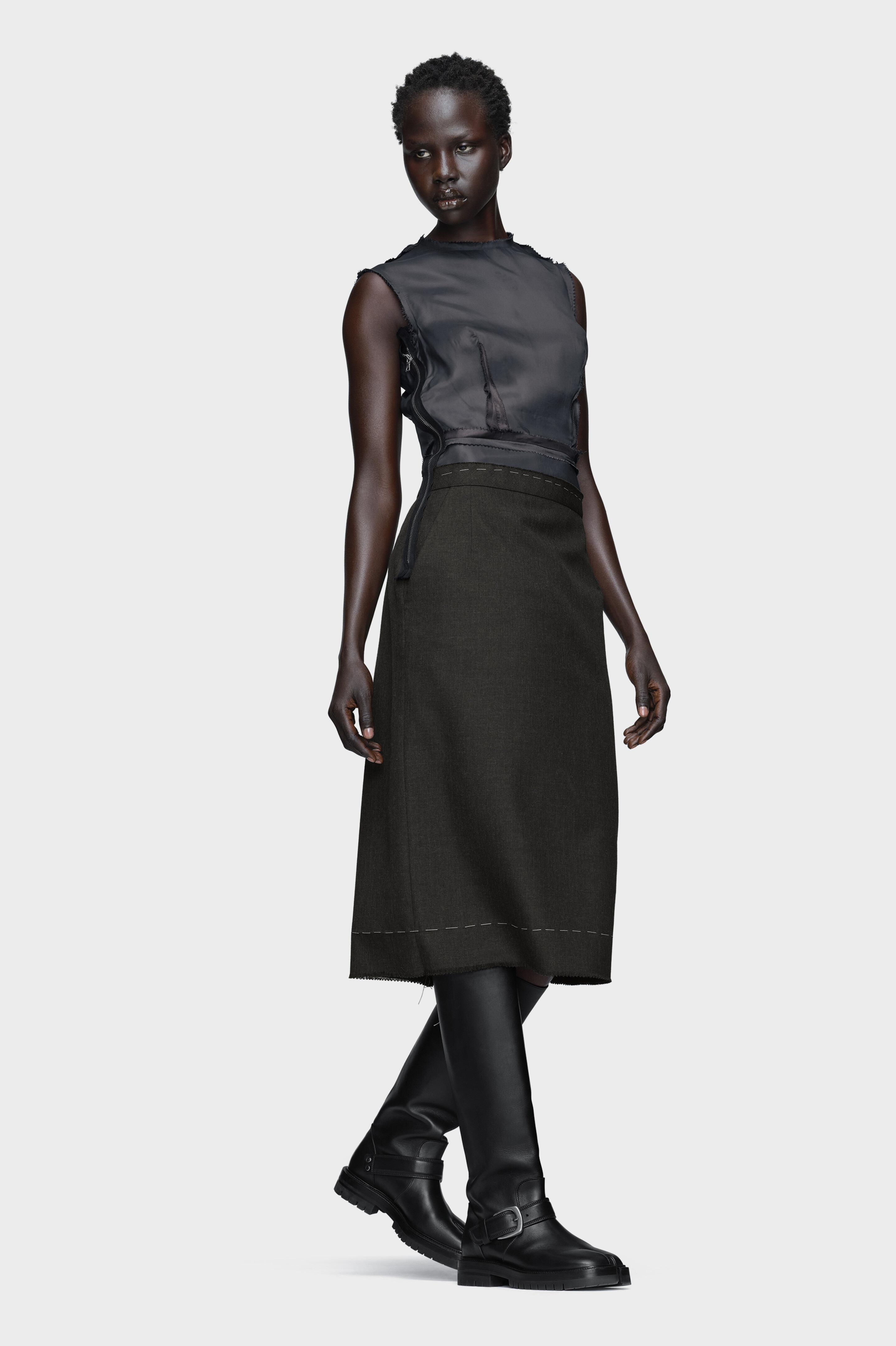 Sleeveless dress - 2