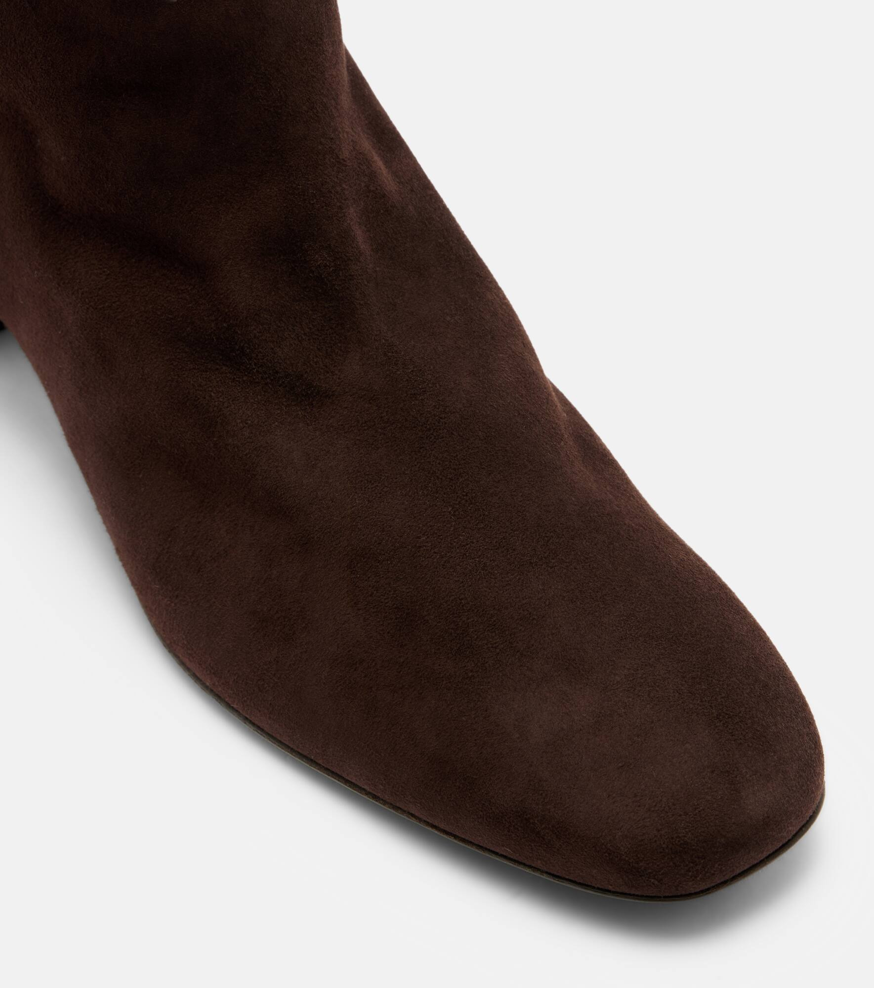 Suede knee-high boots - 5