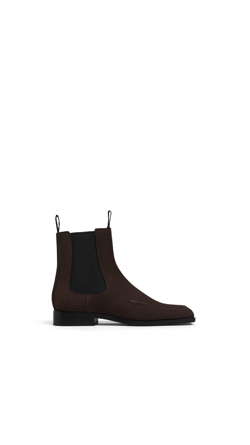 SQUARE LOAFER BOOTS IN NUBUCK 1