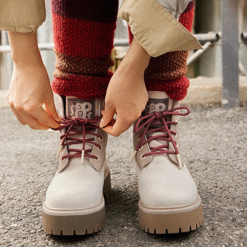 Women's Year of the Snake Stone Street 6-Inch Waterproof Platform Boot 5