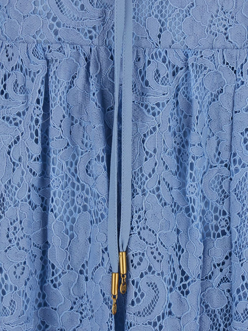 lace V-neck dress 3