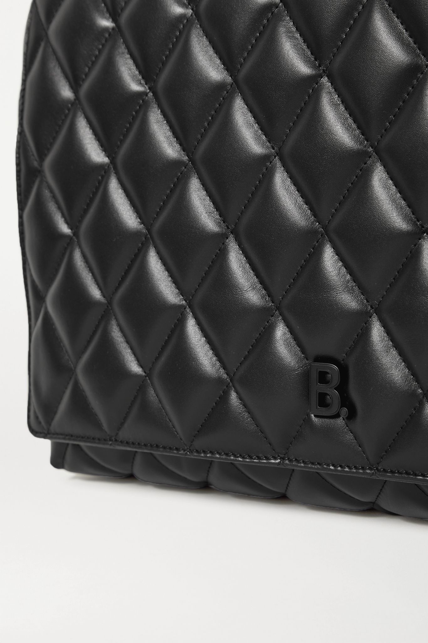 Touch quilted leather shoulder bag - 4