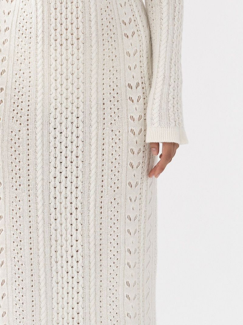 FITTED KNIT DRESS 4