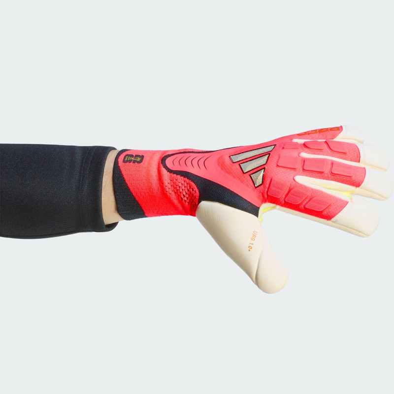 Predator Pro Hybrid Cut Goalkeeper Glove PC 4
