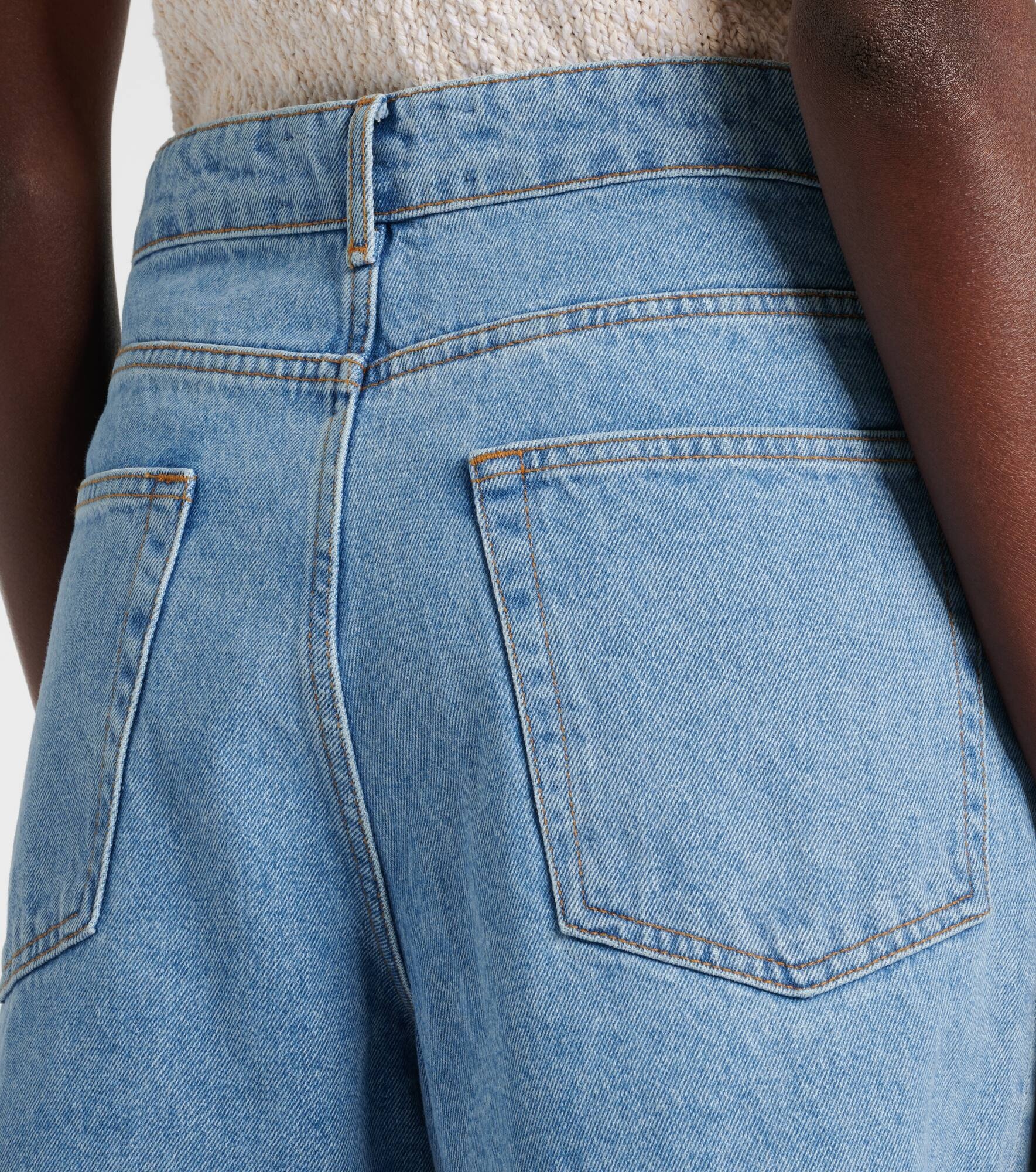 Oversized denim shorts - 5