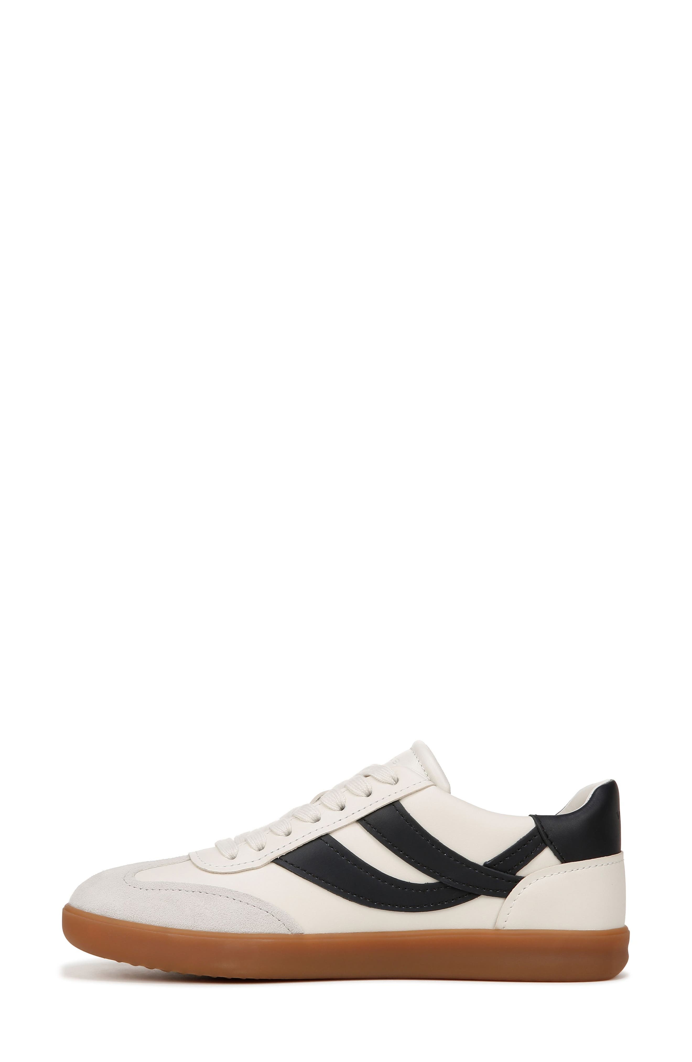 Vince Oasis Sneaker in Milk/Nightblue at Nordstrom - 9