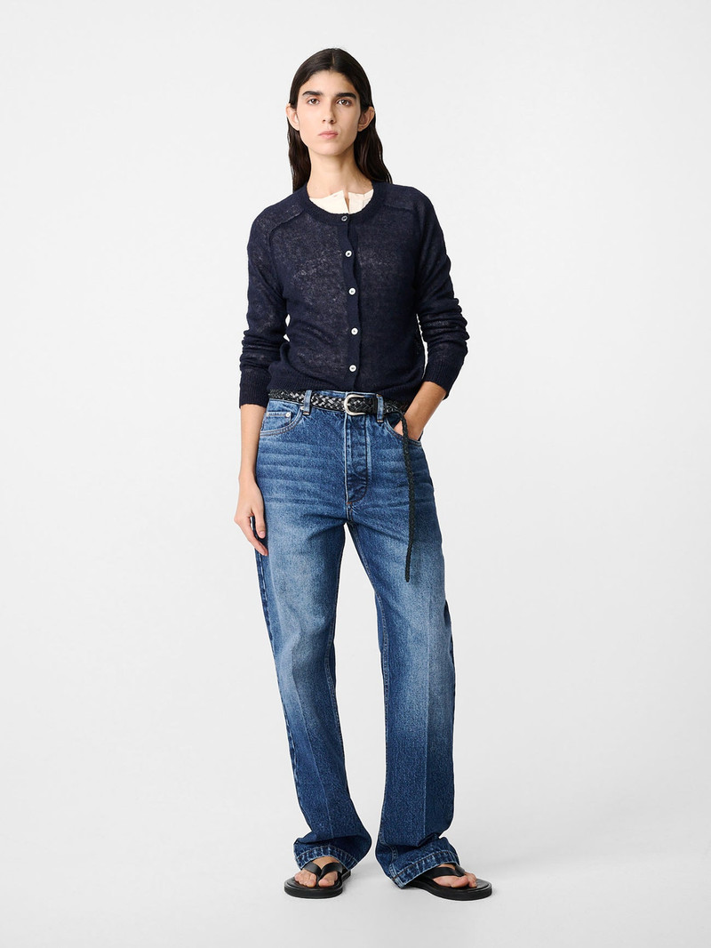 Iska Knit 4